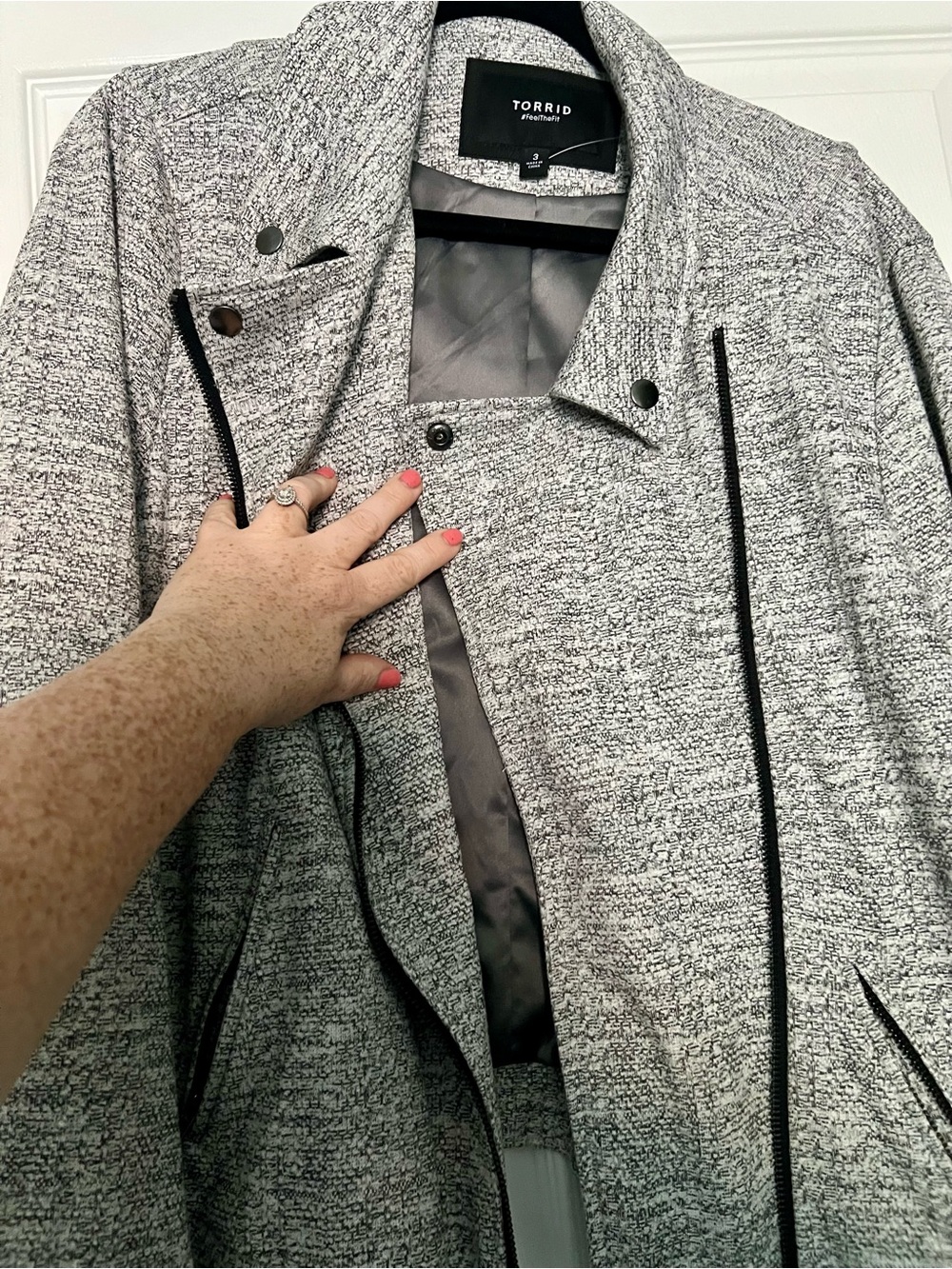 NWOT Torrid Light Gray Knit Bomber Moto Jacket - Picture 4 of 6